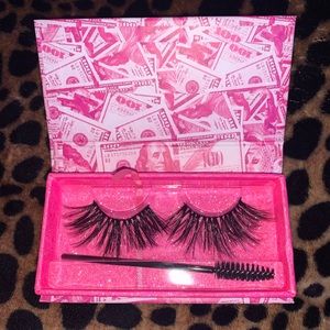 Mink lashes